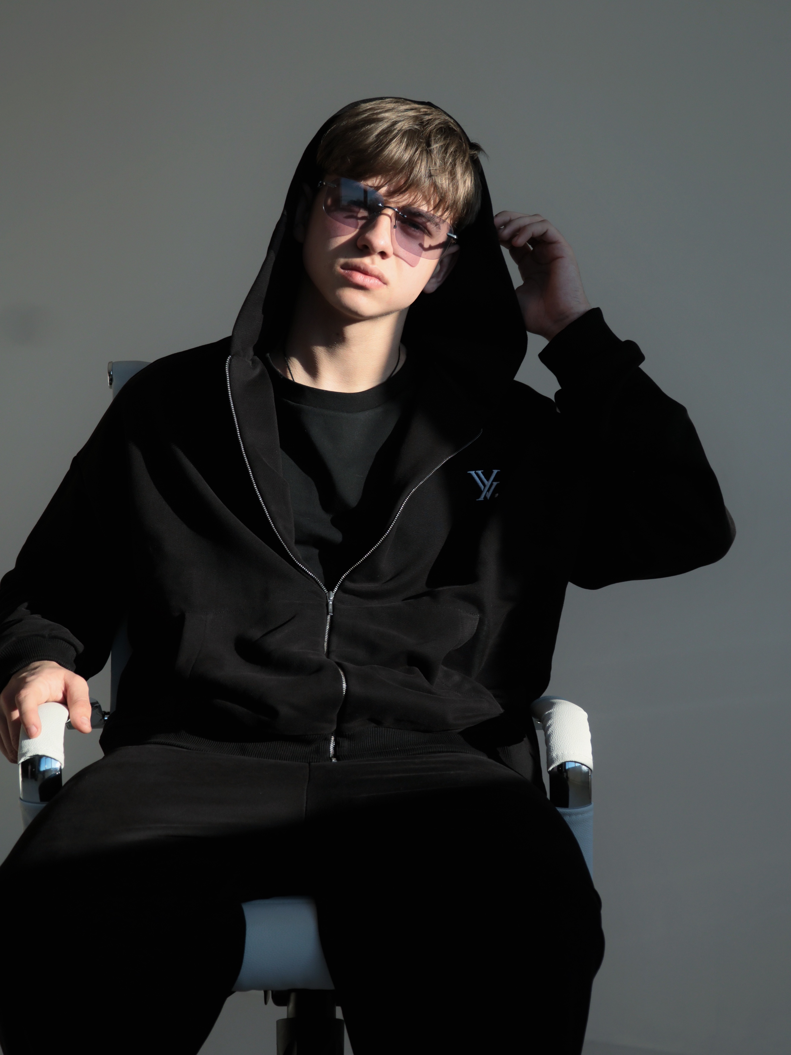 NOT SHINE SUIT BLACK