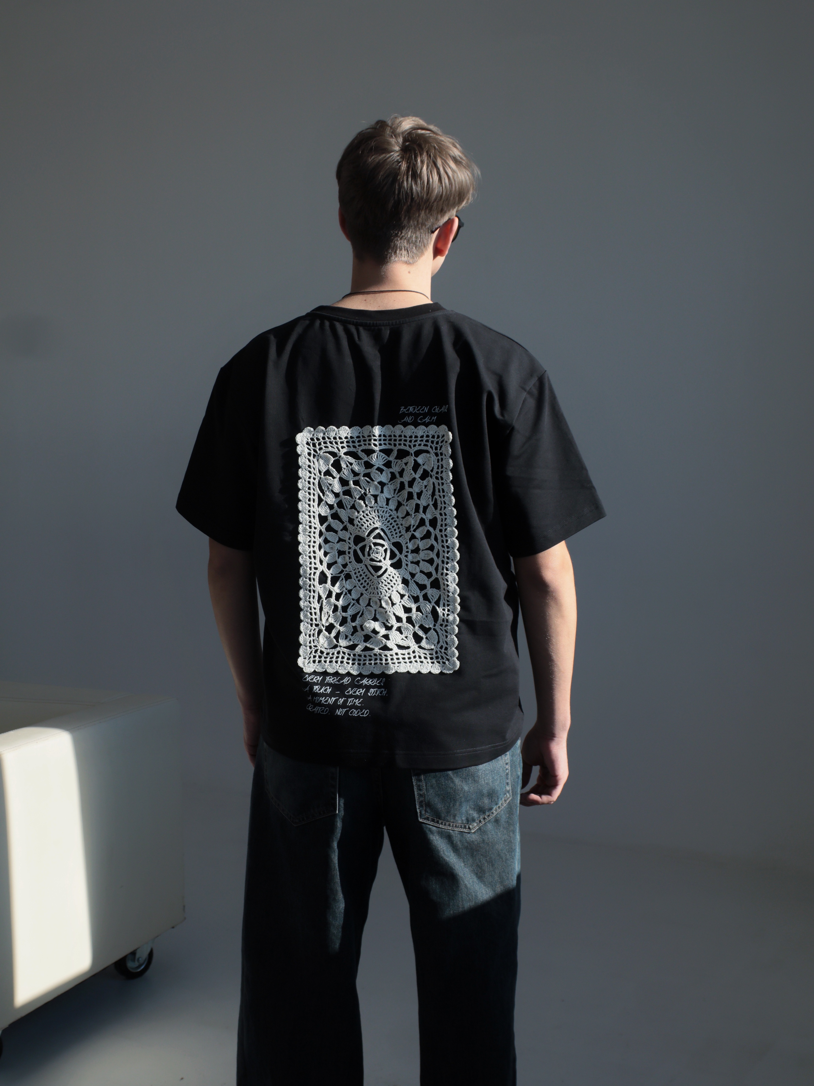 T-SHIRT "Moment of time" BLACK